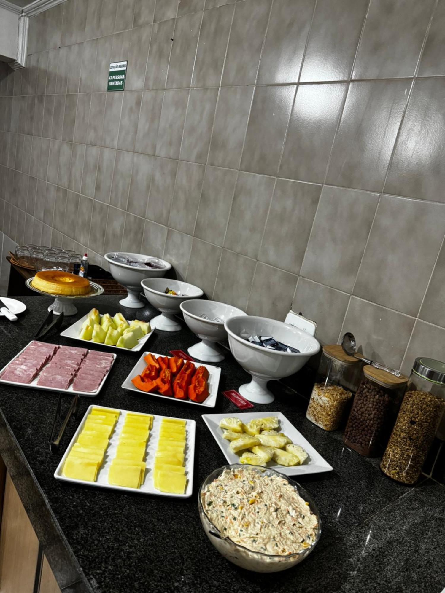 Hotel Castro Itumbiara Dış mekan fotoğraf
